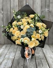 Букет цветов из:  Розы и Лизиантусы #REPLACE_PRED# Кисляковской