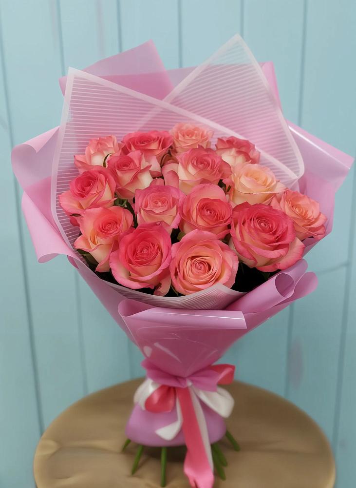 Букет 15 Розовых роз Равель в Кисляковской