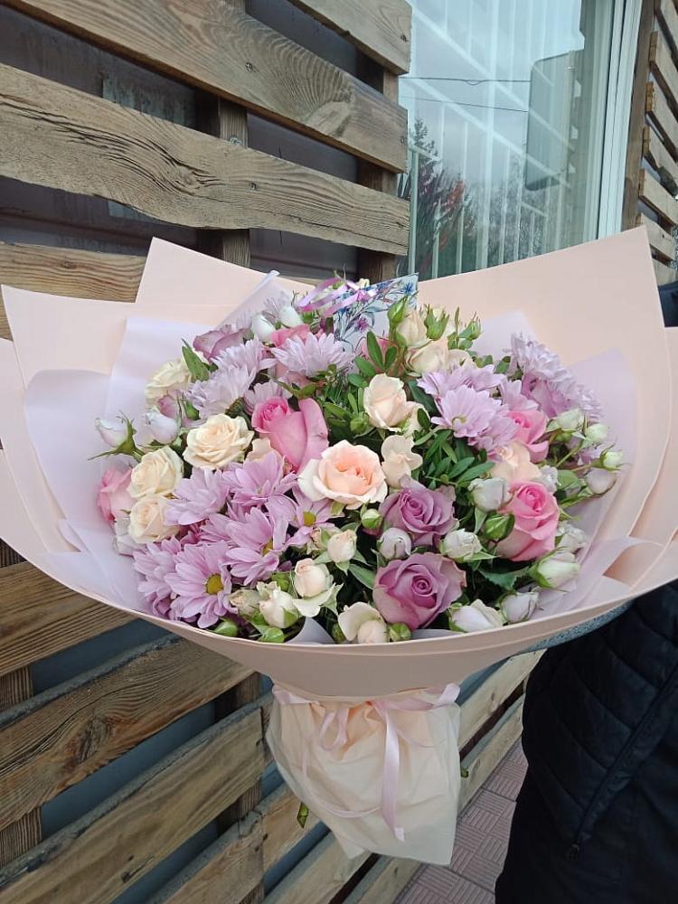 Букет цветов из: Розы и Хризантемы в Кисляковской