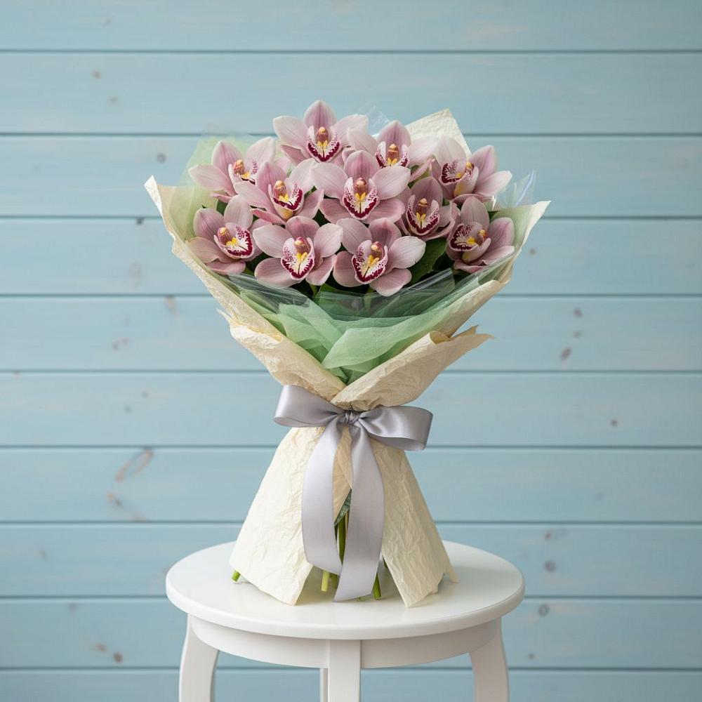 Букет цветов из: Орхидеи и Розы в Кисляковской