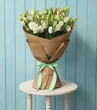 Букет цветов из:  Лизиантусы в Кисляковской