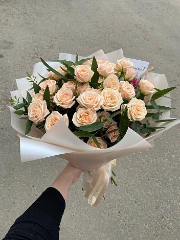 Букет Кремовые розы Латте в Кисляковской