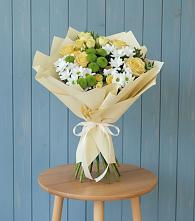 Букет цветов из:  Хризантемы и Розы в Кисляковской