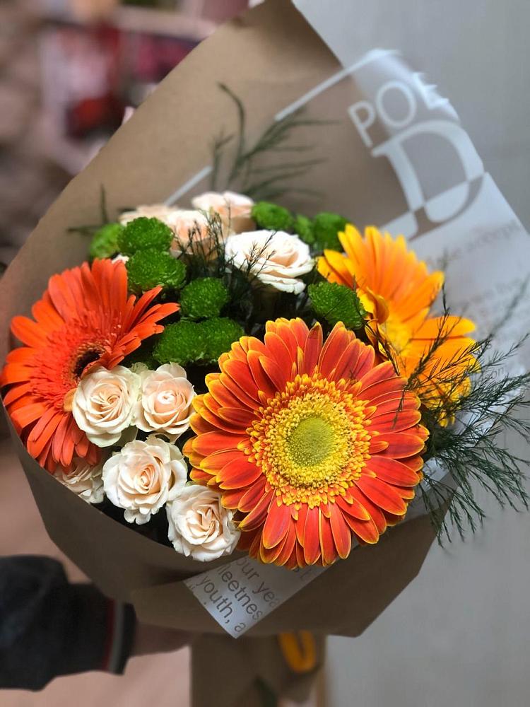 Букет цветов из: Герберы, Хризантемы и Розы в Кисляковской
