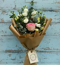 Букет цветов из:  Розы и Лизиантусы #REPLACE_PRED# Кисляковской